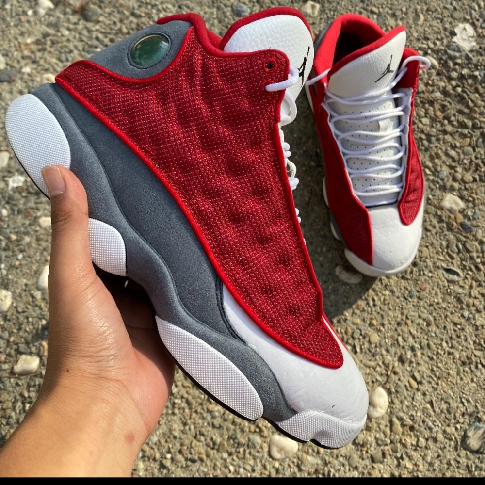 Jordan 13 red flint size 9 mens